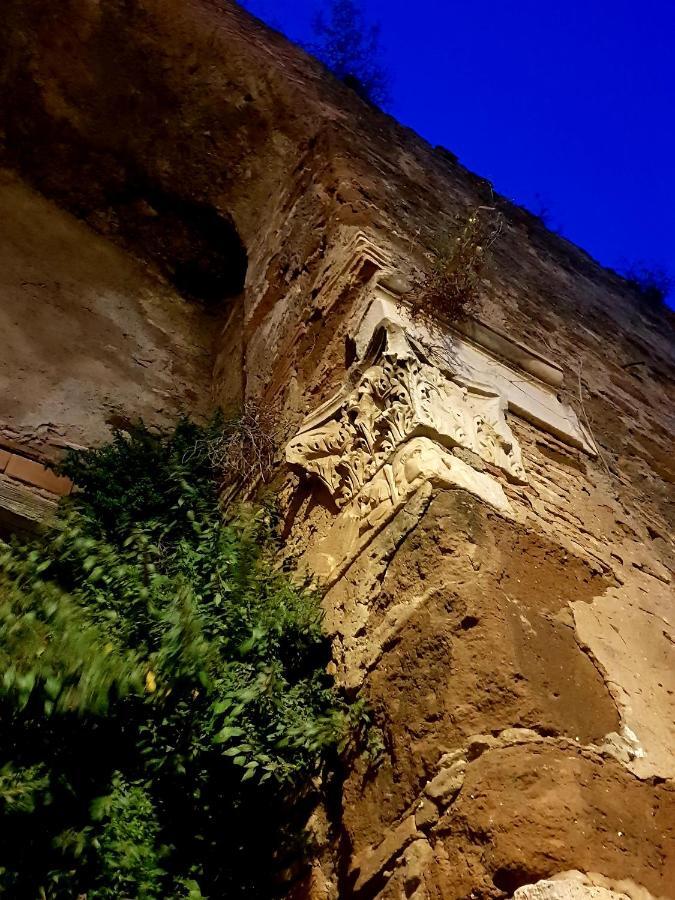 הוילה אוסטיה אנטיקה La Casa Nel Castello מראה חיצוני תמונה
